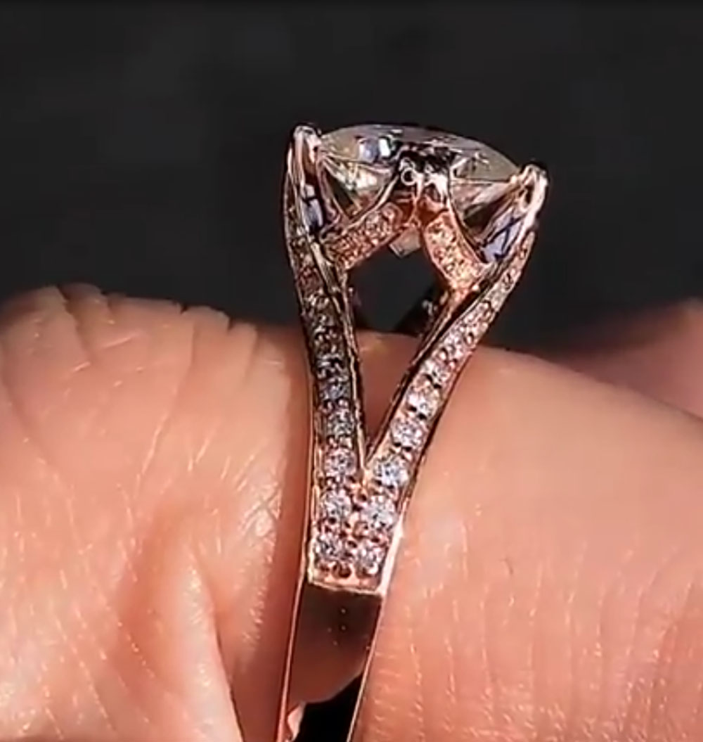 Aangepaste massief 10K Rose Go - Moissanite Engagement Ring 1 Carat recensie en prijs